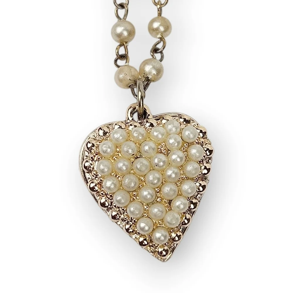 Vintage Faux Pearl Heart Necklace Creamy Beige Gold Tone Chain Adjustable 17